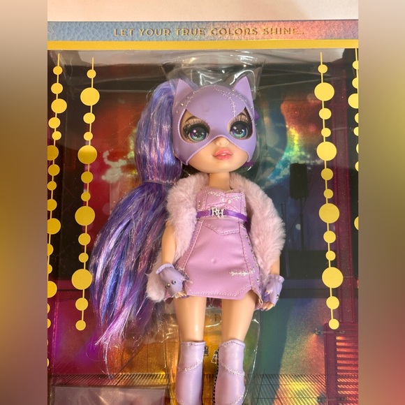 Rainbow High Doll - Picture 5 of 9